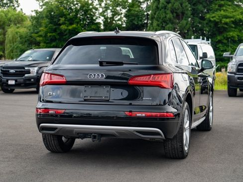 Used 2020 Audi Q5 Premium Plus image 10