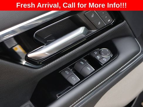 Used 2025 GMC Sierra EV Denali AWD/4WD image 34