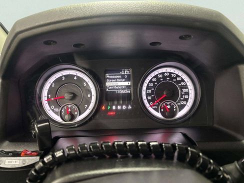 Used 2013 RAM 1500 Express image 32