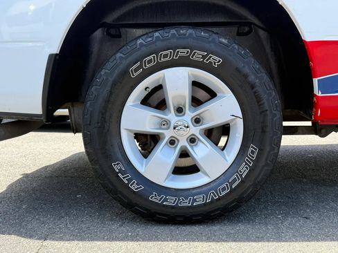 Used 2017 RAM 1500 Classic SLT AWD/4WD image 22