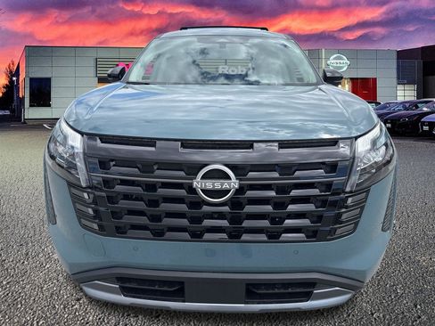 New 2026 Nissan Pathfinder Platinum AWD/4WD image 9