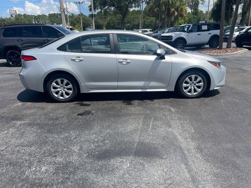 Used 2025 Toyota Corolla LE FWD image 6