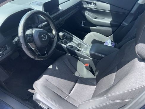 Used 2023 Honda Accord EX image 6