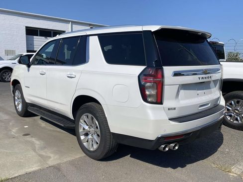 Used 2021 Chevrolet Tahoe Premier w/ Premium Package RWD image 5