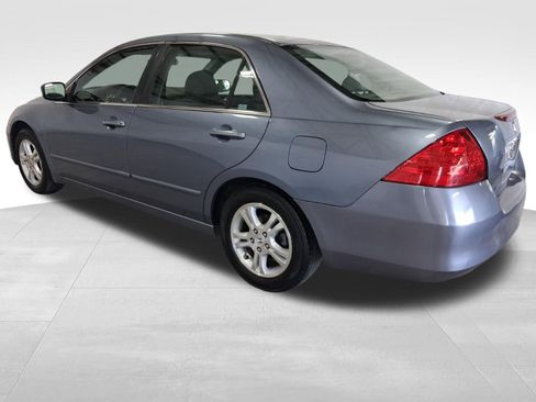 Used 2007 Honda Accord SE image 8
