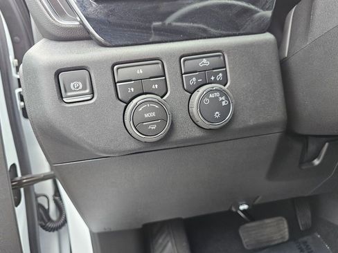 Certified 2026 Chevrolet Silverado 2500 LT AWD/4WD image 23