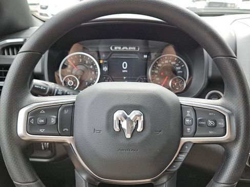 New 2026 RAM 1500 Express AWD/4WD image 20
