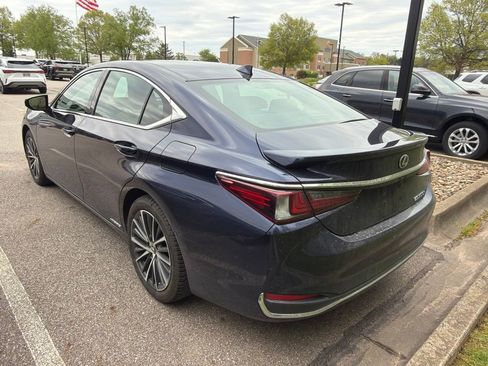 Used 2022 Lexus ES 300h w/ Premium Package FWD image 8