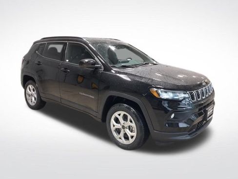 New 2026 Jeep Compass Latitude AWD/4WD image 2