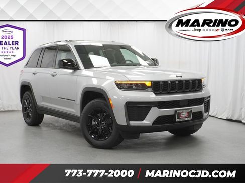 New 2026 Jeep Grand Cherokee Altitude AWD/4WD image 1