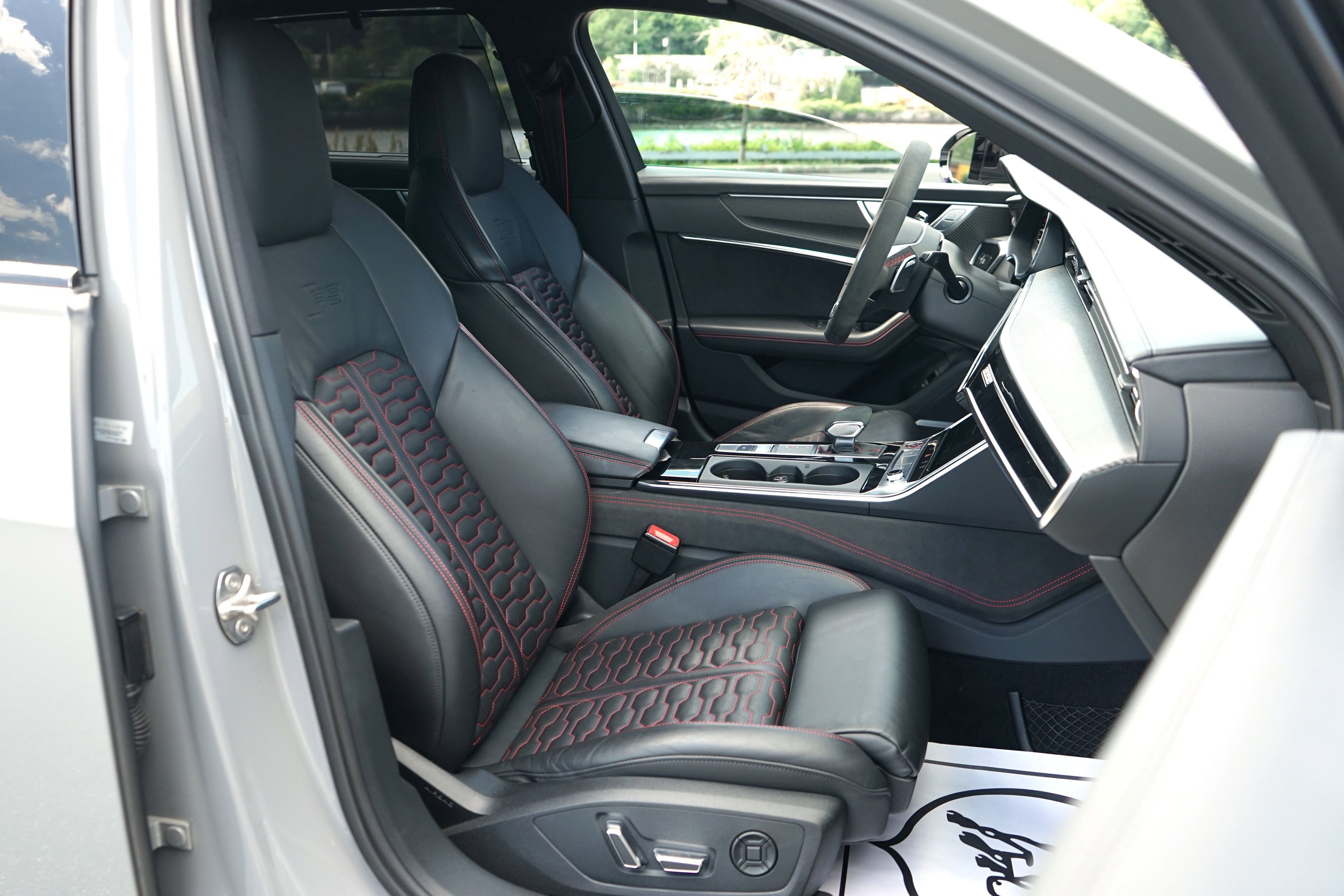 Used 2022 Audi RS 6 AWD/4WD image 34