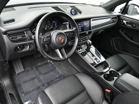Certified 2024 Porsche Macan GTS AWD/4WD image 4