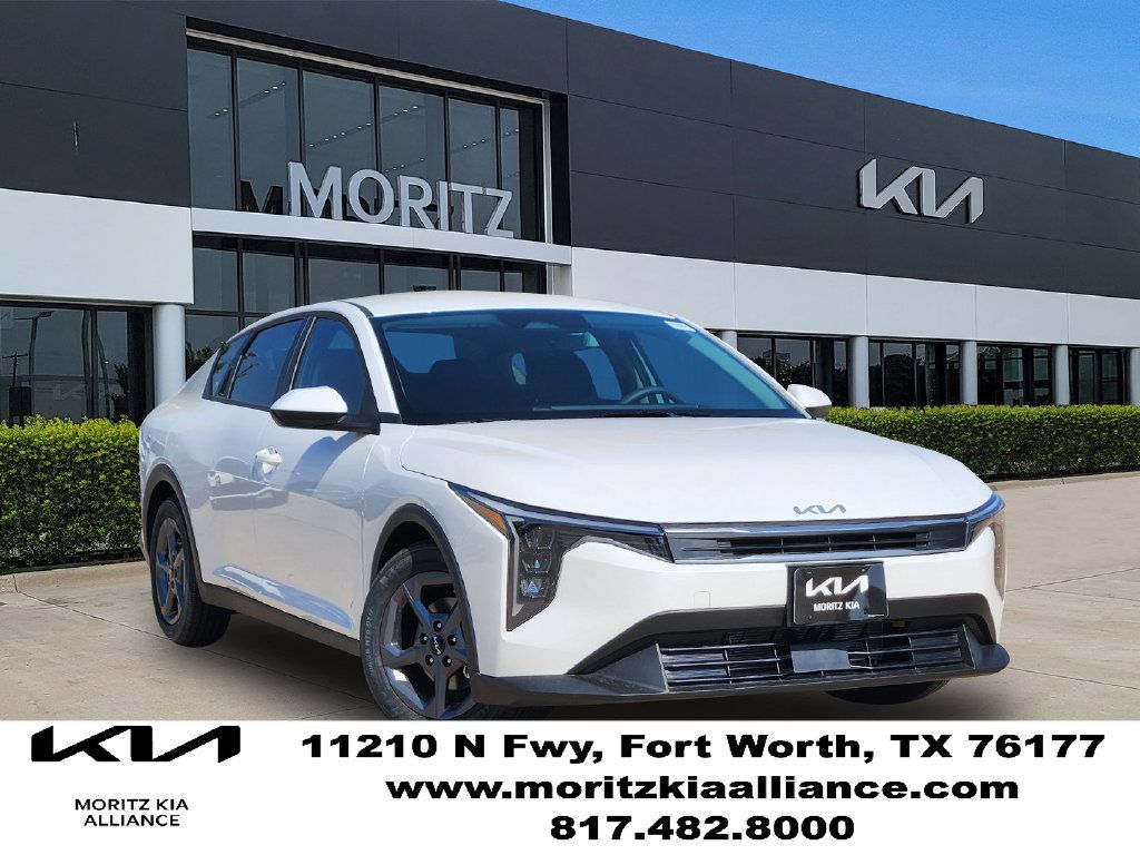 New 2026 Kia K4 FWD image 1