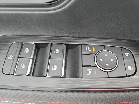 New 2026 Nissan Kicks SR w/ Cold Weather Package image 26