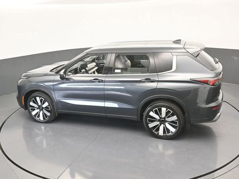 New 2026 Mitsubishi Outlander SEL FWD image 48