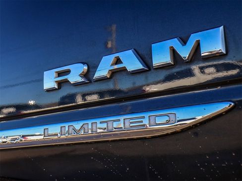 Used 2019 RAM 2500 Limited image 14