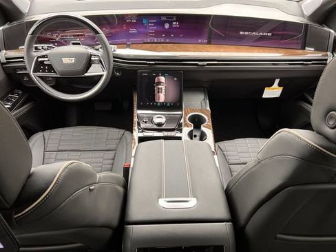Certified 2026 Cadillac Escalade Platinum Sport image 12