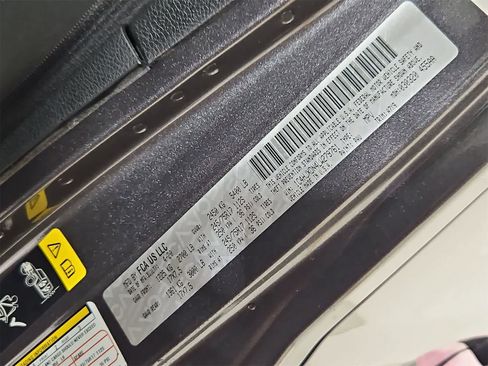 Used 2020 Jeep Wrangler Unlimited Sport S image 39