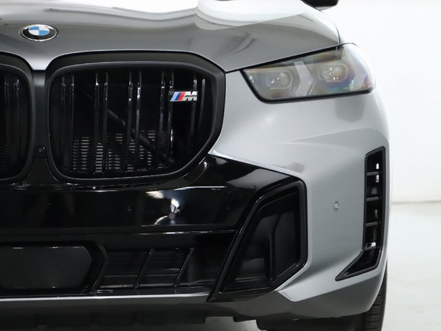 Used 2026 BMW X5 M60i AWD/4WD image 9