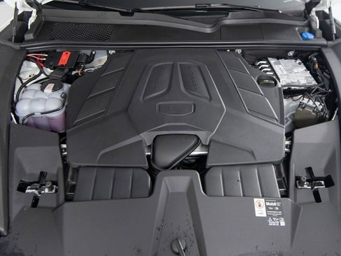 New 2026 Porsche Cayenne image 42