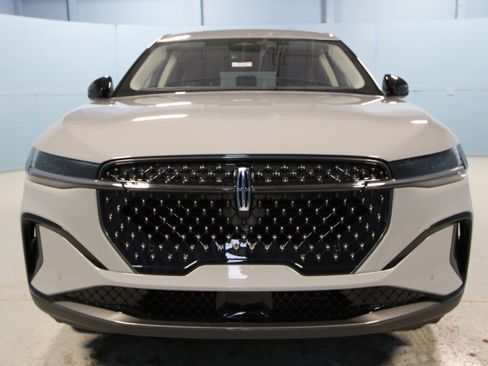 New 2026 Lincoln Nautilus Premier w/ Jet Appearance Package image 30