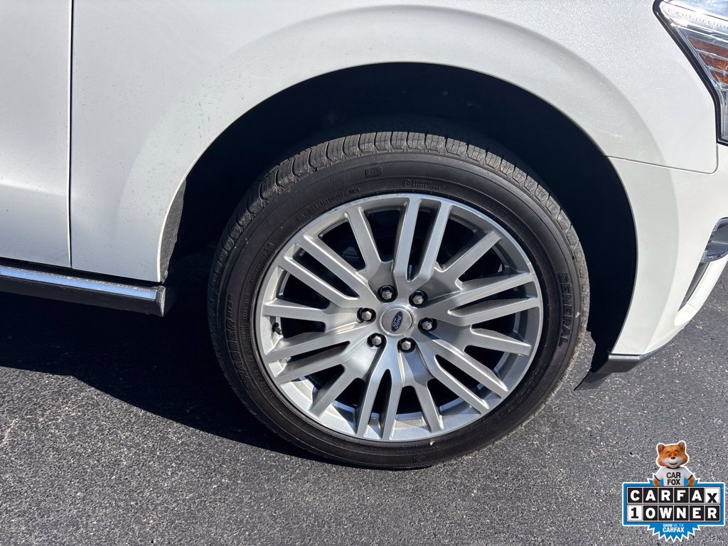 Used 2024 Ford Expedition Limited AWD/4WD image 12