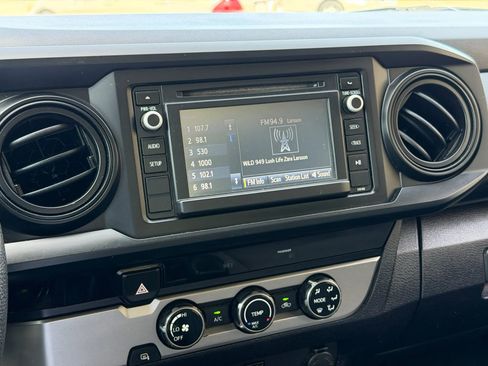 Used 2017 Toyota Tacoma SR w/ SR Convenience Package image 9