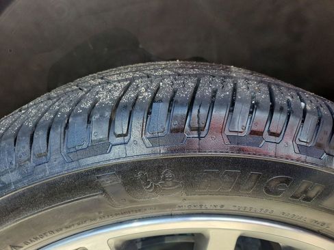Used 2022 Ford Expedition Limited RWD image 40