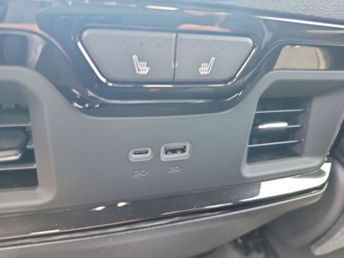 New 2026 GMC Sierra 2500 AT4X AWD/4WD image 13