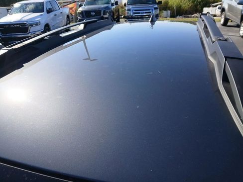 Used 2023 Subaru Outback Premium image 12