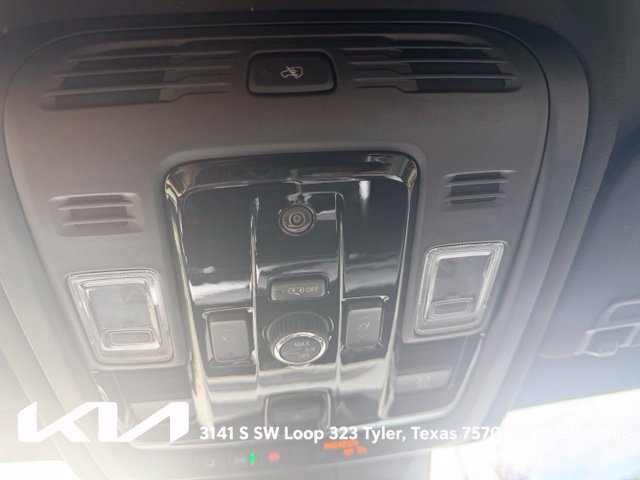 Used 2025 Cadillac Escalade ESV Sport w/ Touring Package AWD/4WD image 23