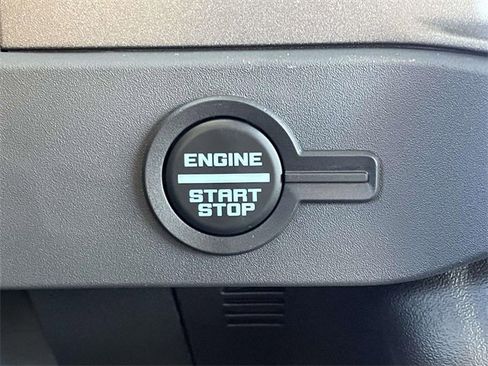 New 2025 Ford Bronco Base image 17