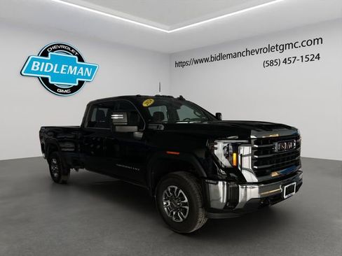 Used 2024 GMC Sierra 2500 SLE w/ SLE Value Package; image 1