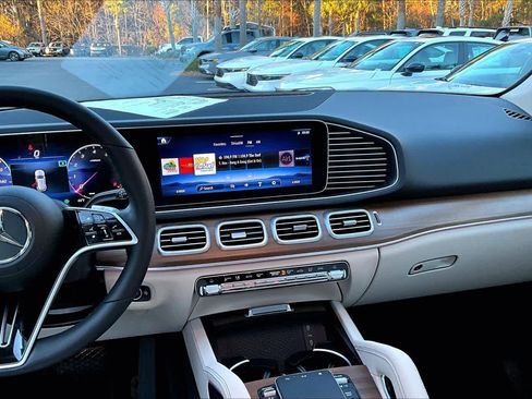 Certified 2026 Mercedes-Benz GLE 350 4MATIC image 7