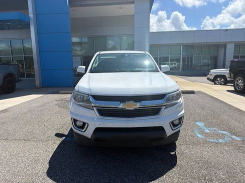 Used 2020 Chevrolet Colorado LT w/ LT Convenience Package RWD image 2