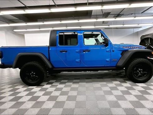 Used 2021 Jeep Gladiator Mojave w/ Cold Weather Group AWD/4WD image 16