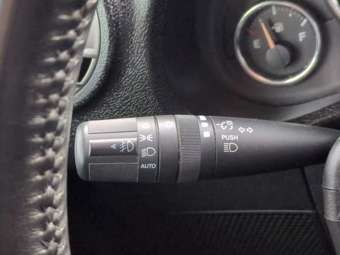 Used 2017 Jeep Wrangler Unlimited Sahara w/ Connectivity Group image 26