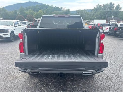 Used 2024 Chevrolet Silverado 1500 RST AWD/4WD image 7