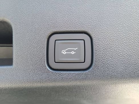 New 2026 Chevrolet Traverse LT FWD image 6
