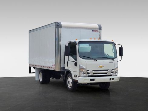 New 2025 Chevrolet Low Cab Forward 5500XG image 3