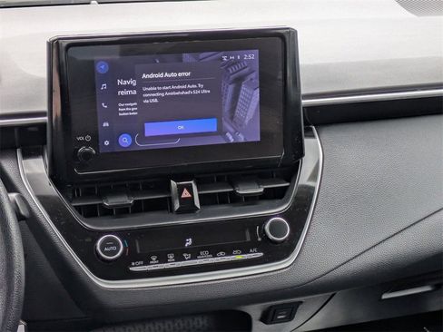 Used 2024 Toyota Corolla LE image 19