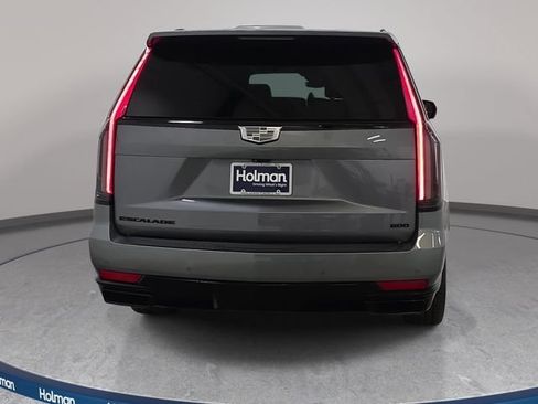 Used 2022 Cadillac Escalade Sport w/ Touring Package AWD/4WD image 7
