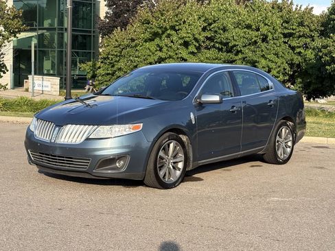 Used 2010 Lincoln MKS FWD image 2