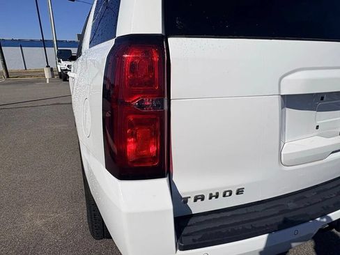 Used 2018 Chevrolet Tahoe LS RWD image 9