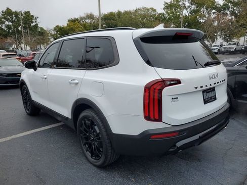 Used 2022 Kia Telluride SX w/ Nightfall Edition Package image 3