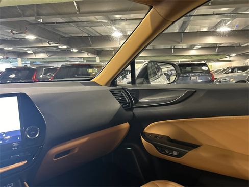 Used 2024 Lexus NX 350 AWD image 24