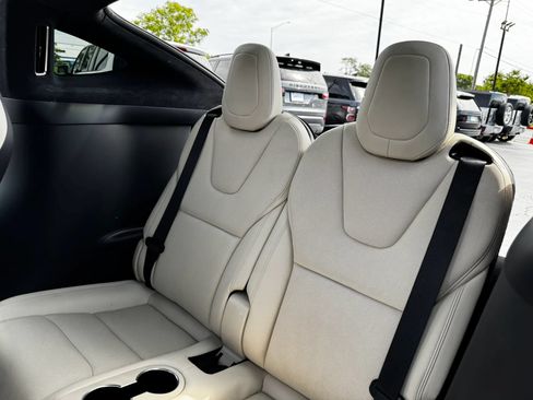 Used 2022 Tesla Model X AWD/4WD image 13