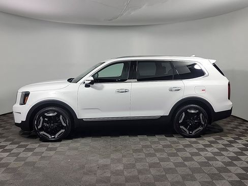 Used 2025 Kia Telluride S AWD/4WD image 12