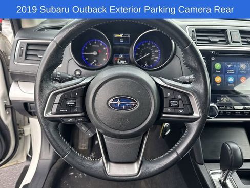 Used 2019 Subaru Outback 2.5i Premium image 24
