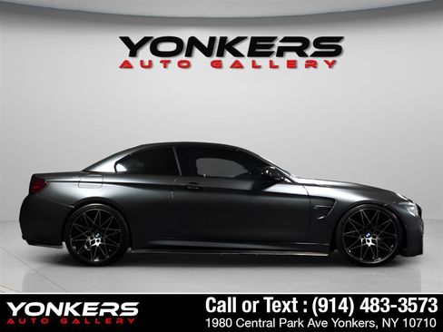 Used 2015 BMW M4 Convertible image 19